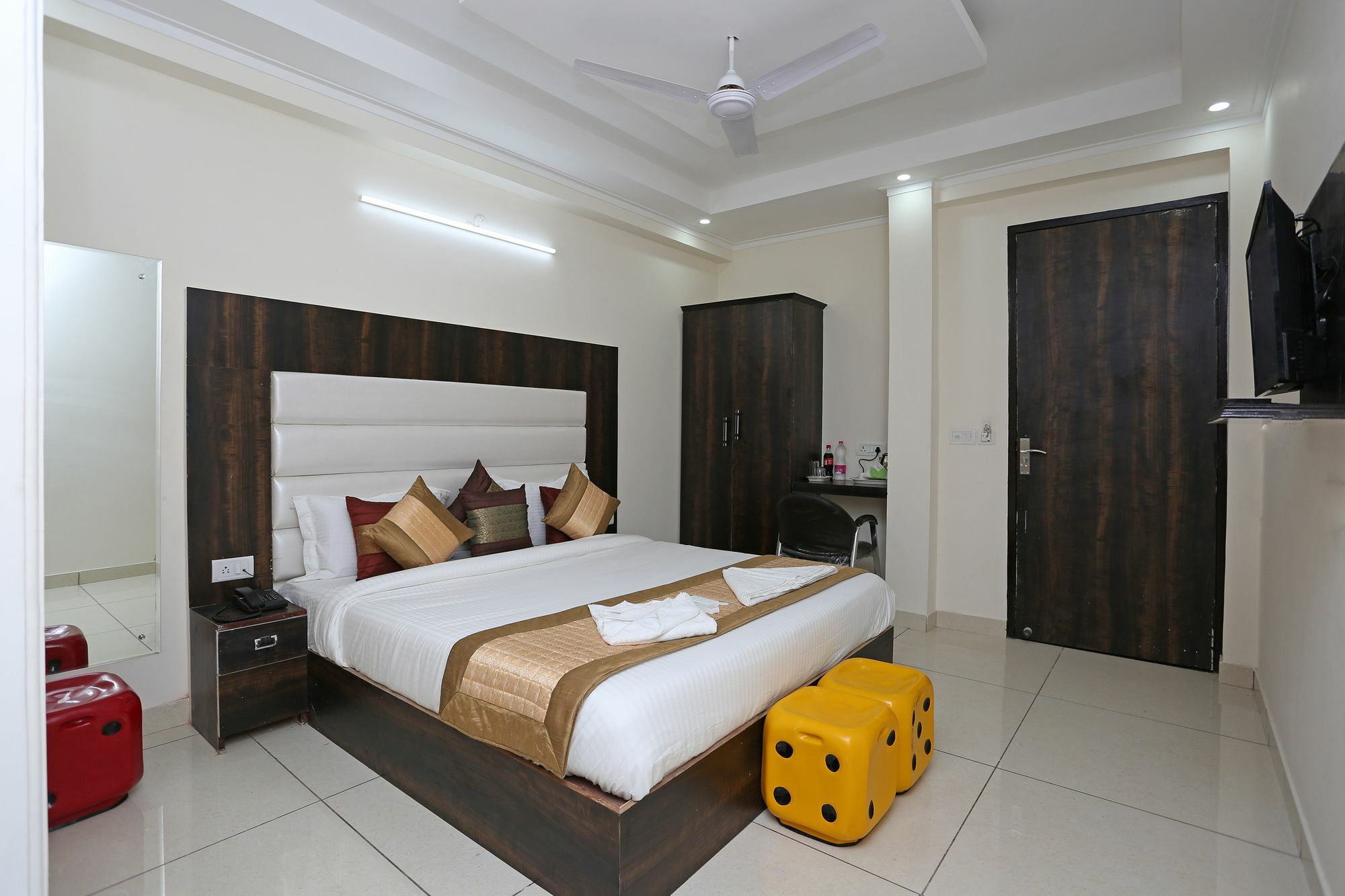 Hotel Aero Stay New Delhi Ngoại thất bức ảnh