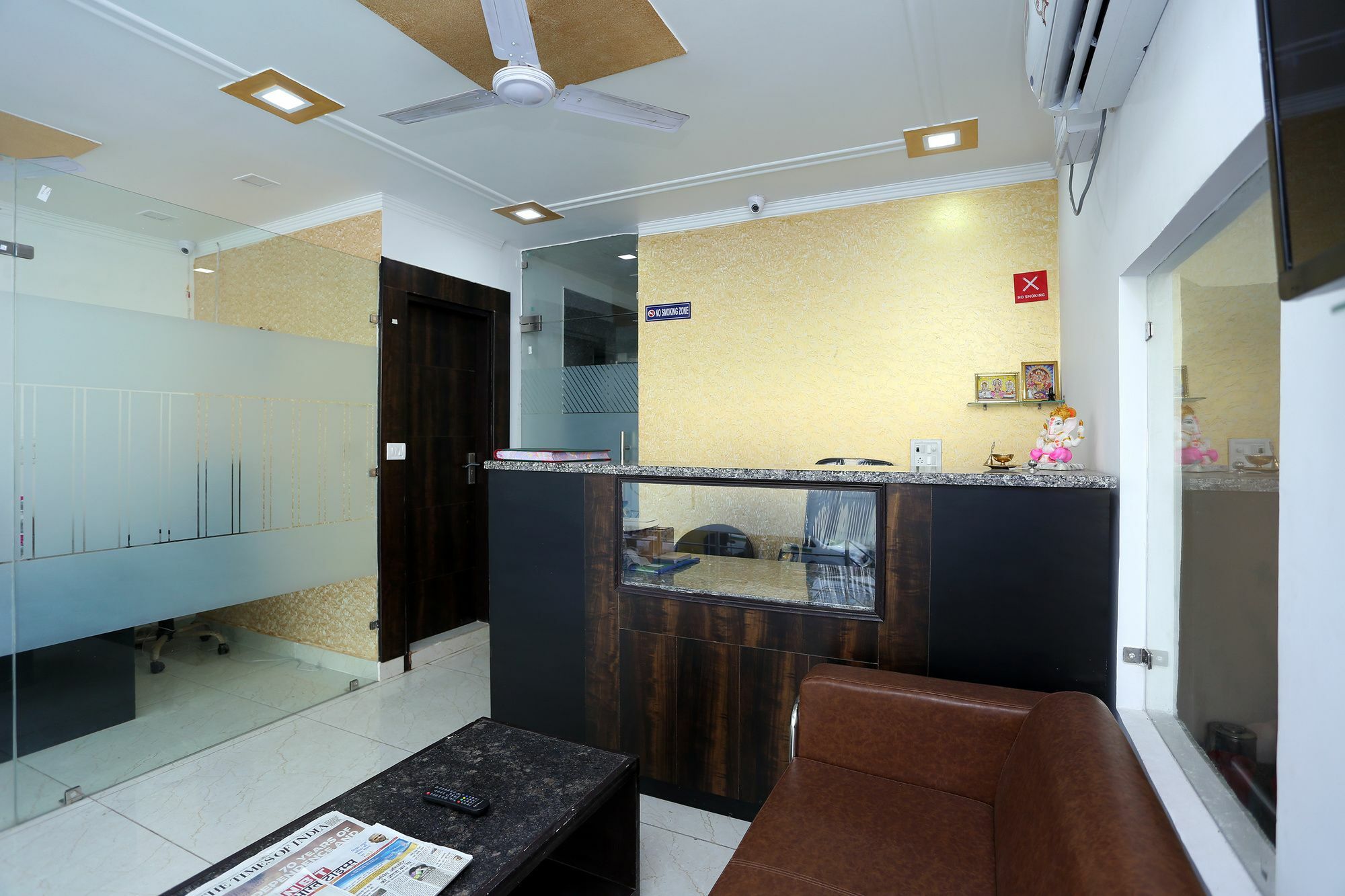 Hotel Aero Stay New Delhi Ngoại thất bức ảnh